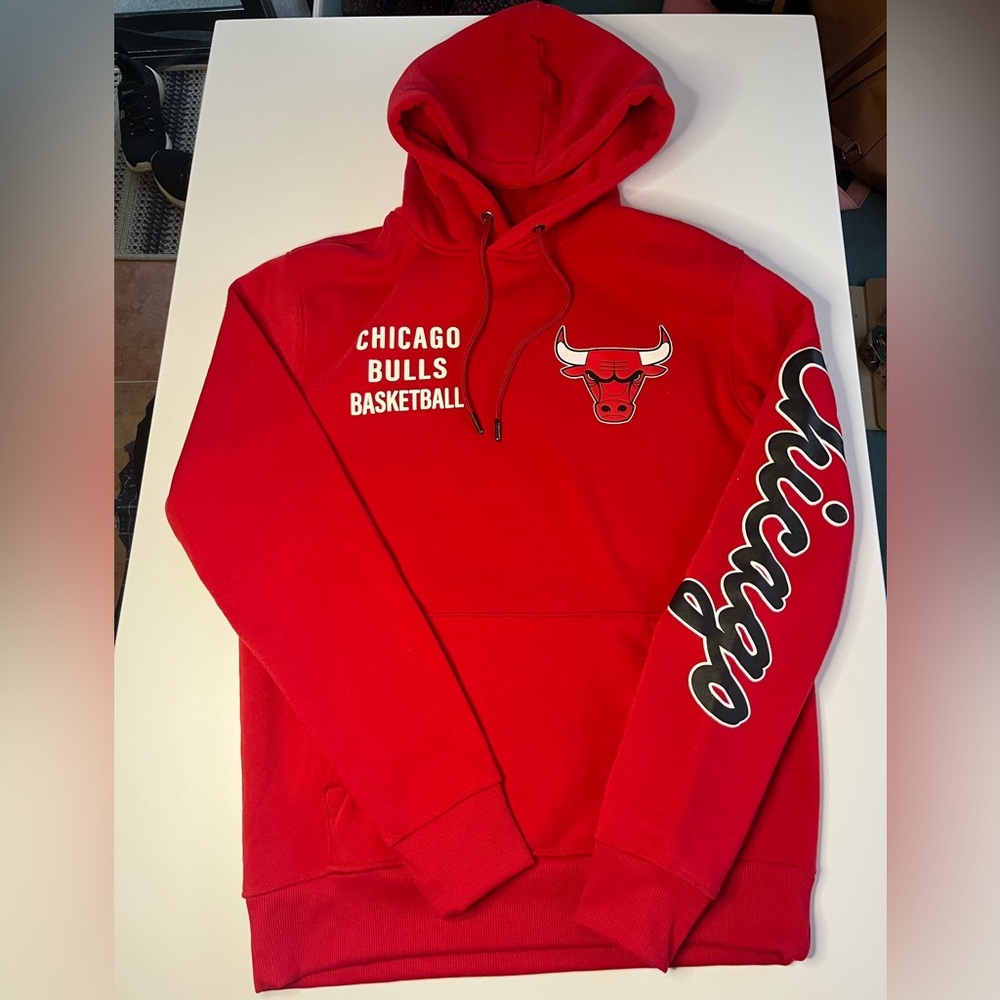 Red Chicago Bulls NBA Small Hoodie
